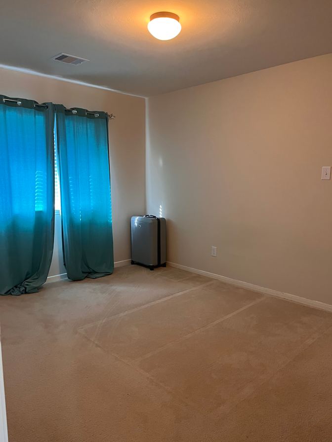 Tracy's room