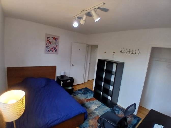 taha's room