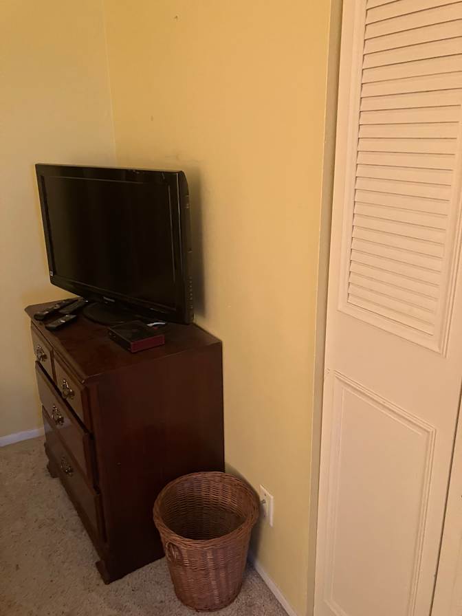 Linda's room