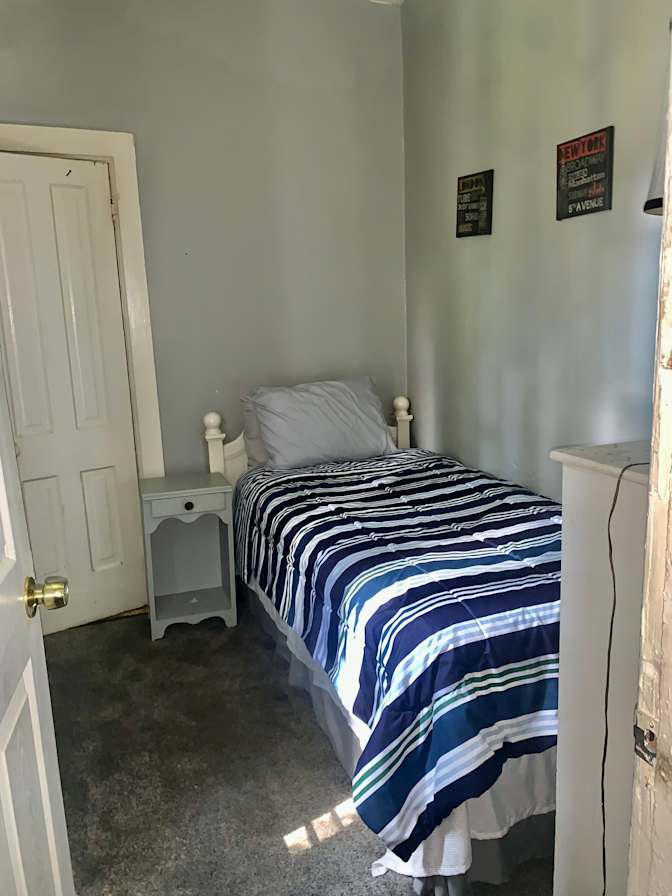 Rhonda's room