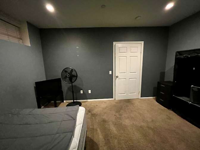 Warren's room