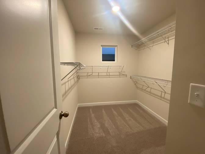 Alcove Rooms's room