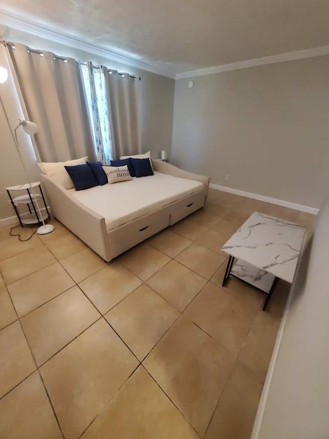Vernita's room