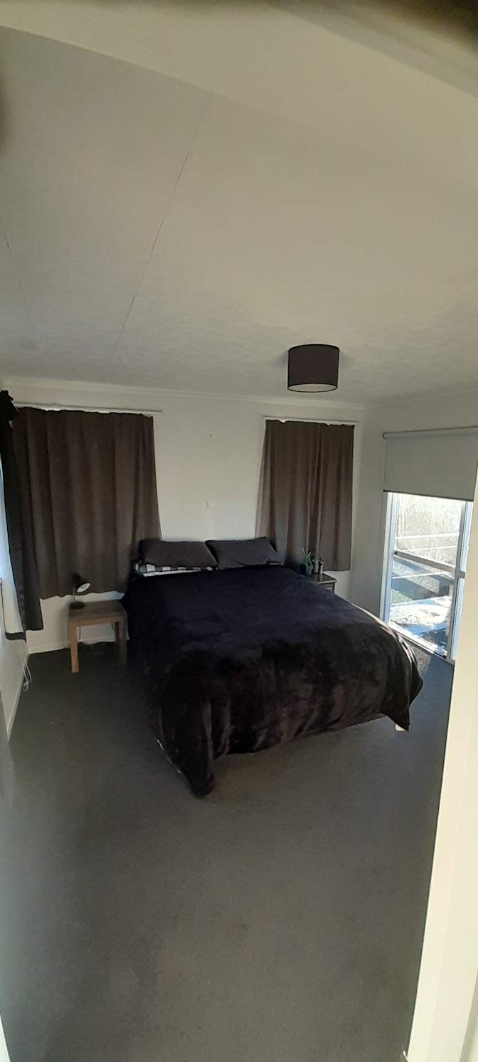steve kenny's room