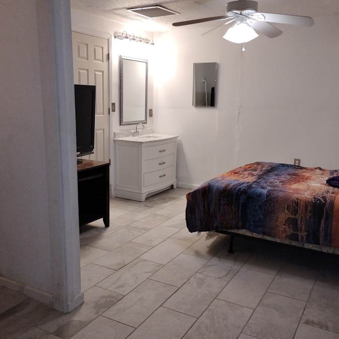 Fernando's room