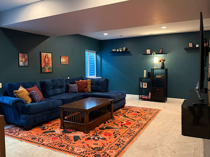 Sheena Tavana's room