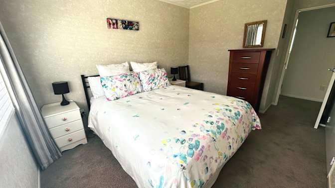 Karen's room