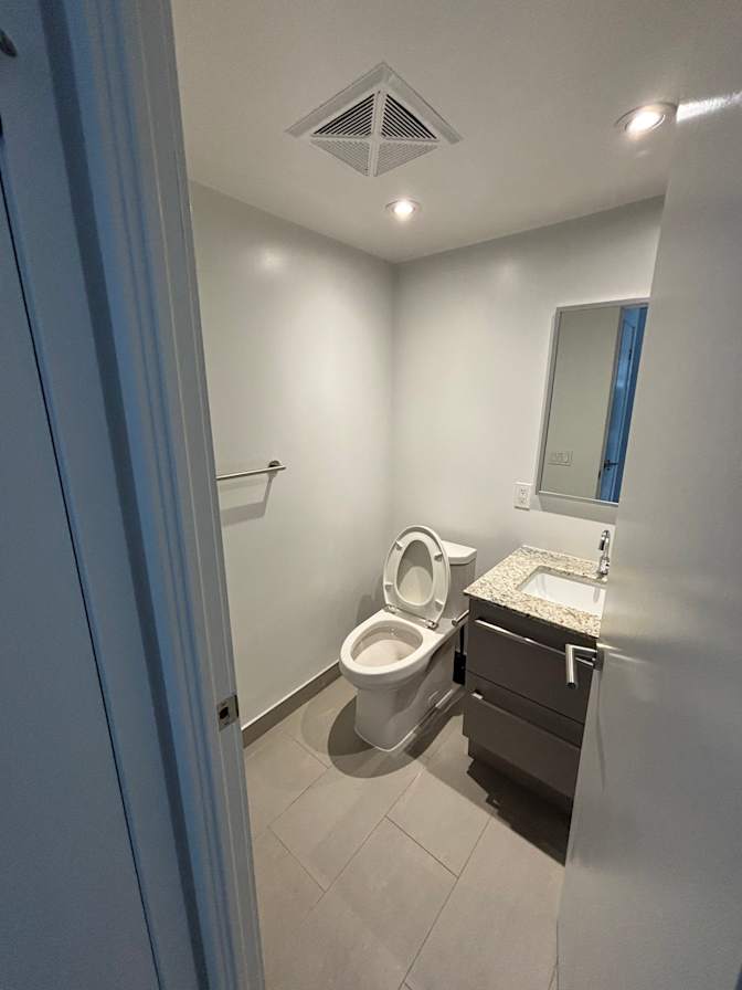 Lawrence Heights - Photo 8