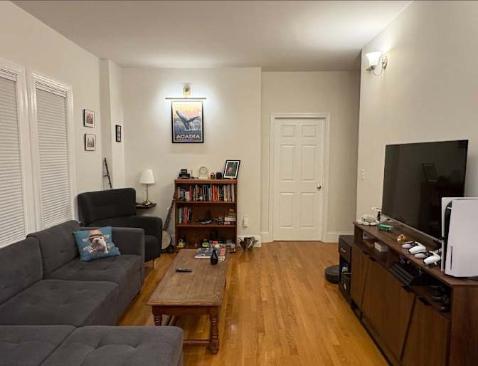 Daman's room