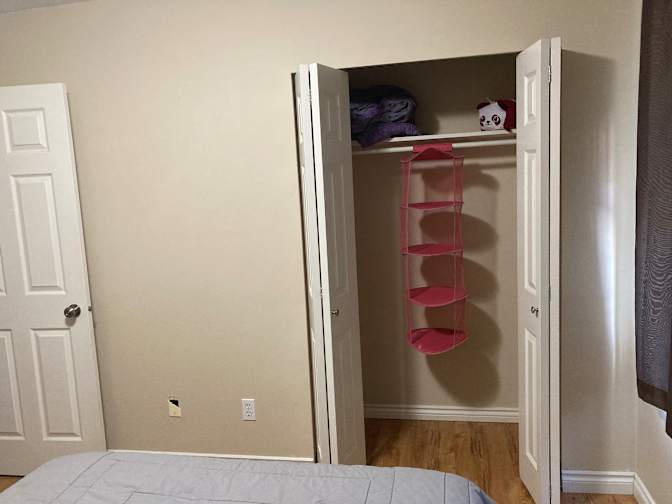Melony Larre's room