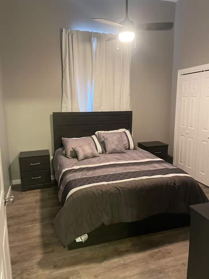 Tara's room