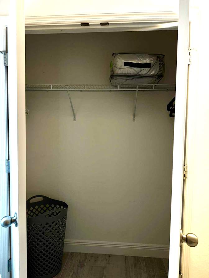 Andrea's room