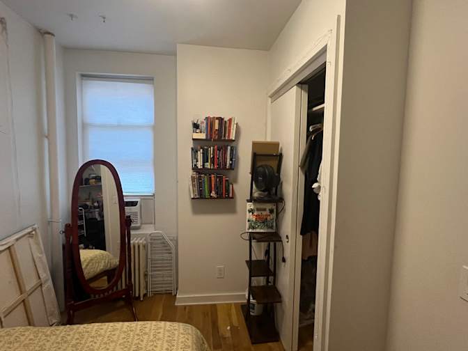 Melissa Bongarzone's room