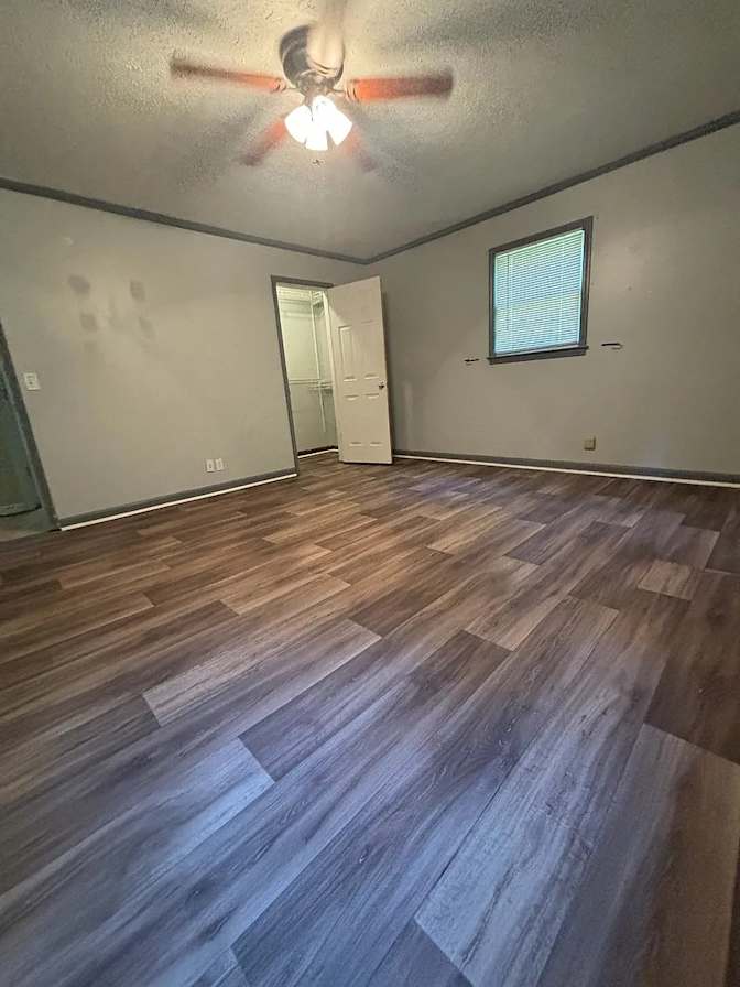 Alcove Rooms's room