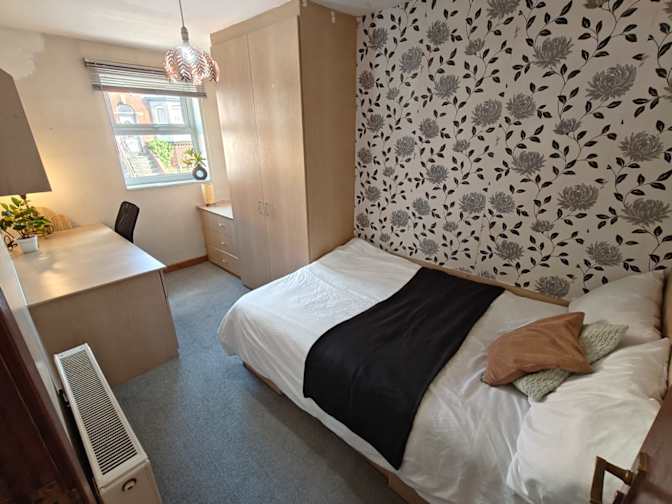 Dawnvale Estates's room