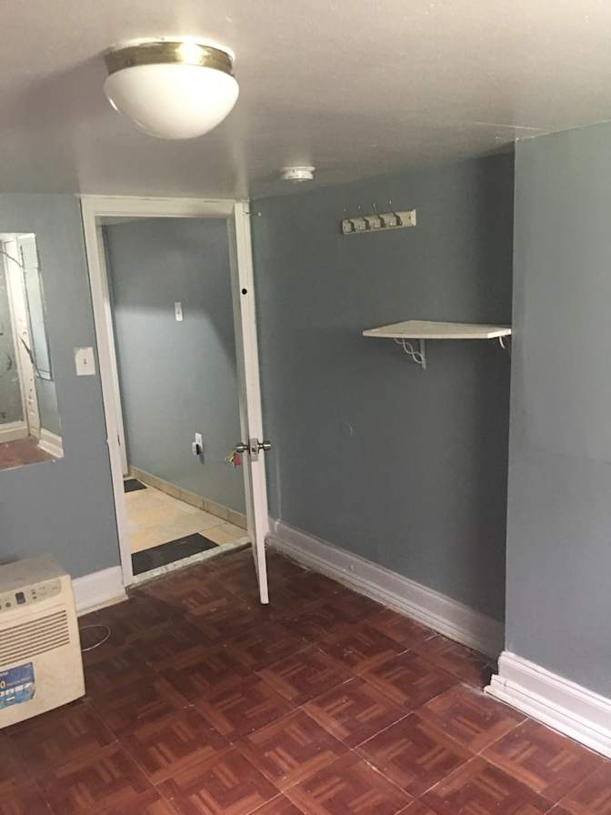 Lenny's room