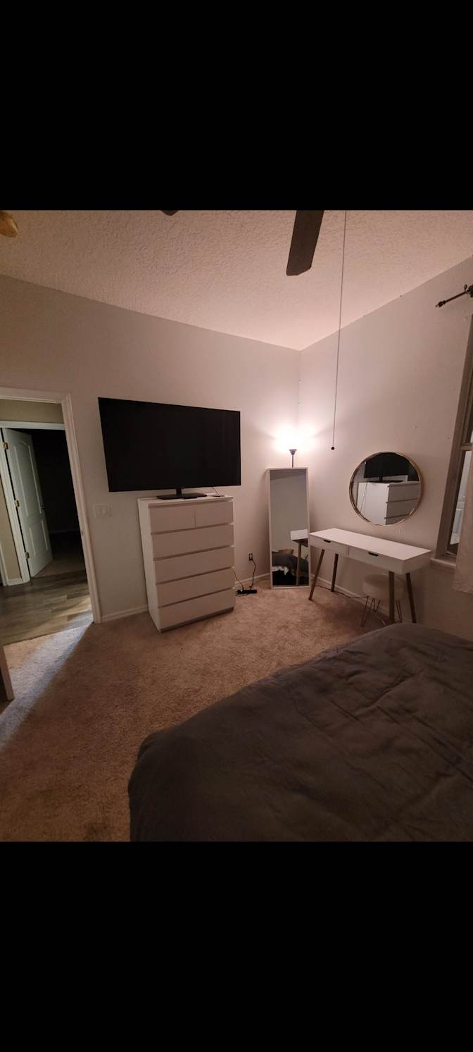 Jordon's room