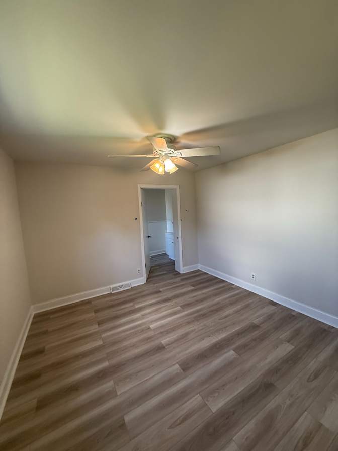 Alcove Rooms's room