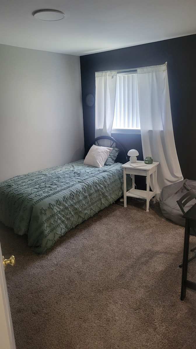 Trinity B's room