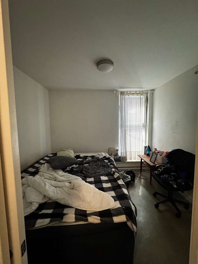 Viridiana's room