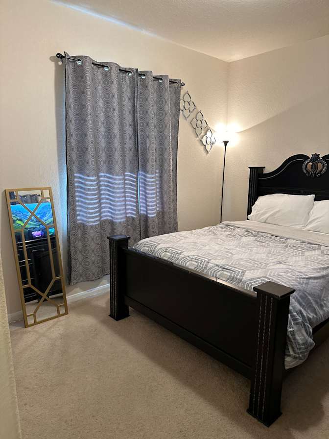 Bee's room