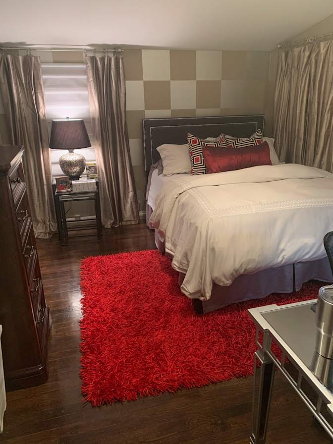 Ron's room