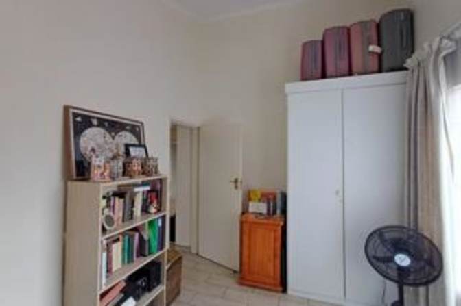 Graham Hodson's room