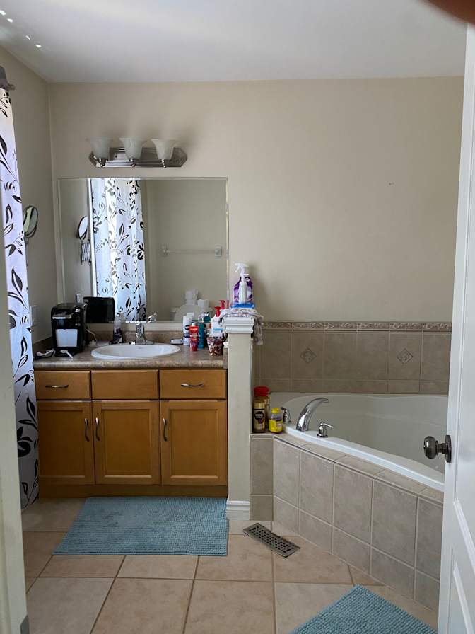 Sara's room