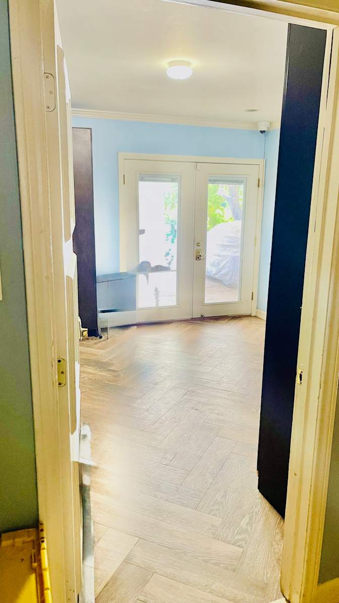 Sara's room