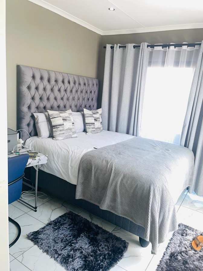 Thabo's room