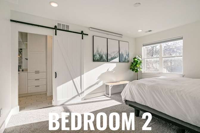 HomeCrew's room