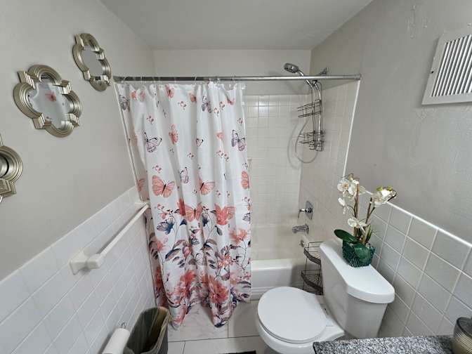 CL&C Property Management and Consulting's room