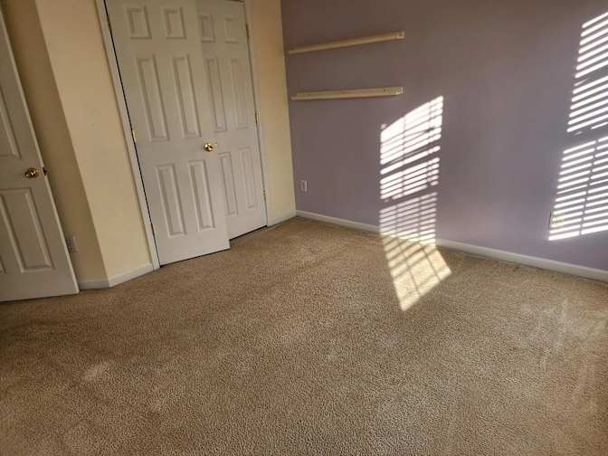 Alcove Rooms's room