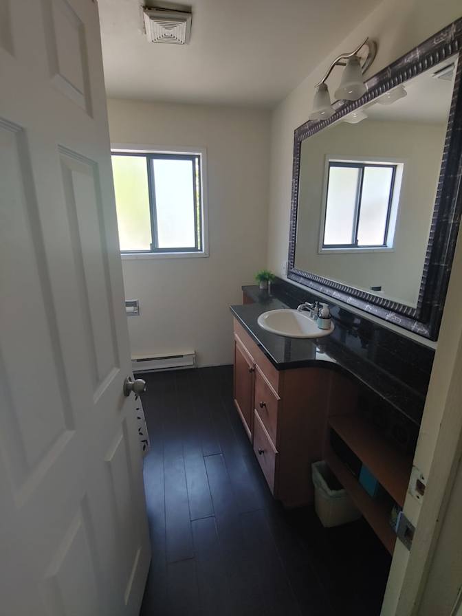 Cora-Lynn McNeilage's room
