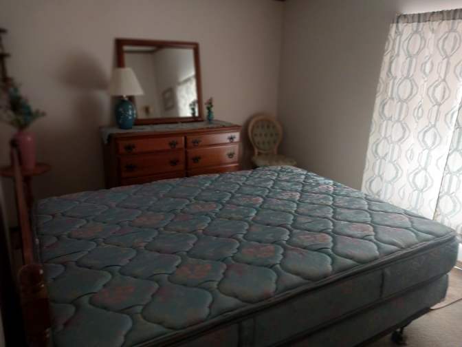Linda's room