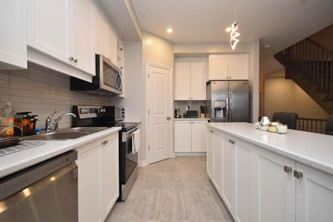 Rent In Ottawa Property Management Inc's room