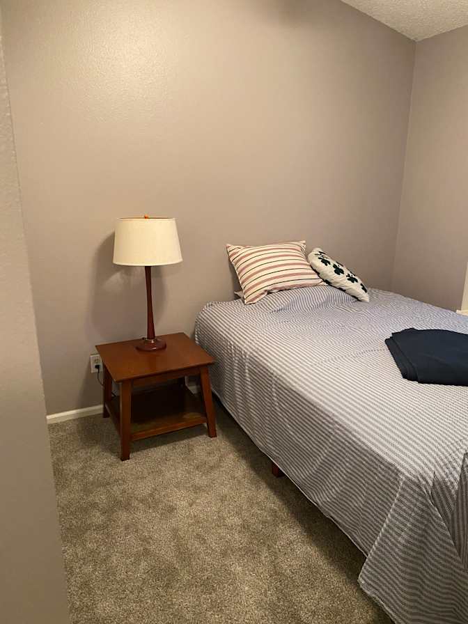 Bradyhart1's room