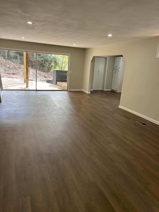 Te'Arra Hall's room