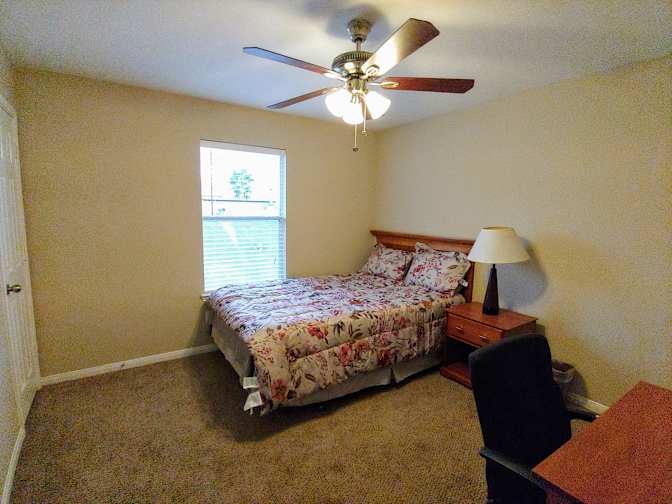 Akbar's room