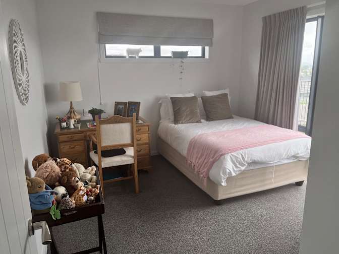 Linky's room