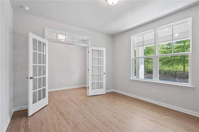 Alcove Rooms's room
