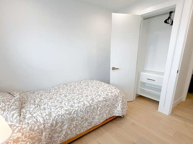 Shirin's room