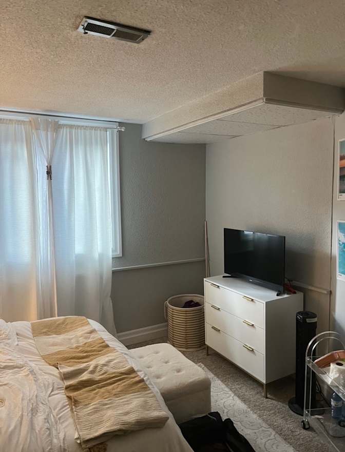 Jordan Scarlett's room