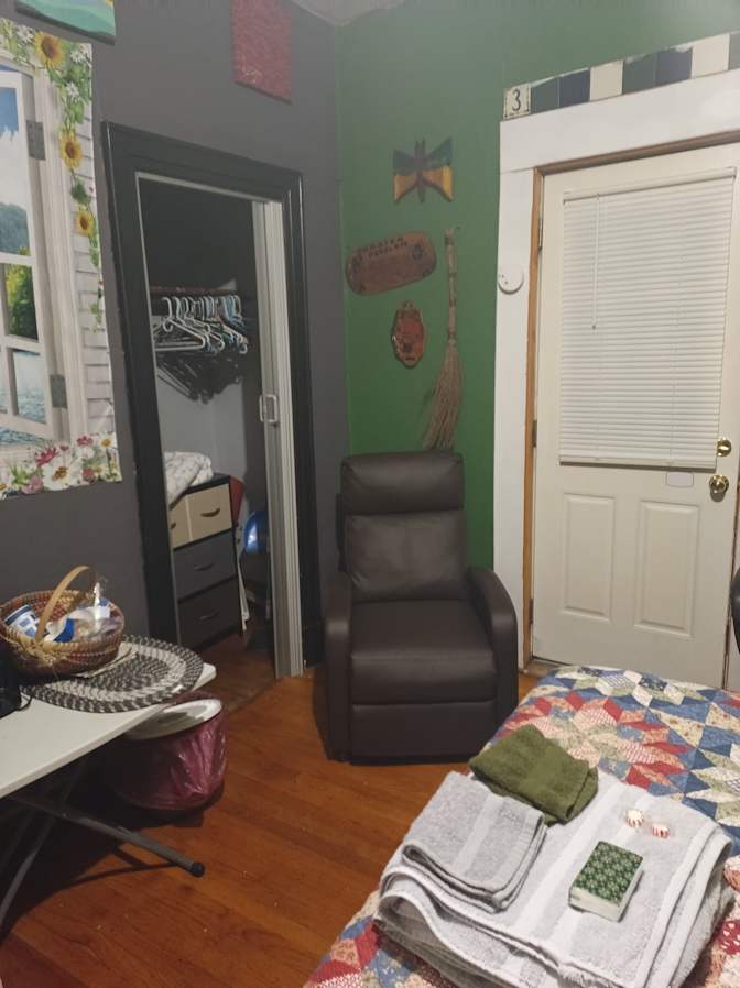 Share Ashley's room
