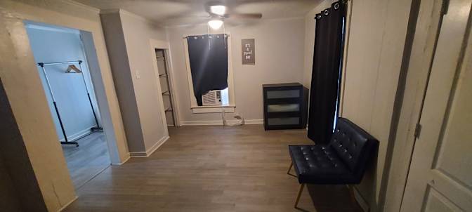 Grand Height Investments's room