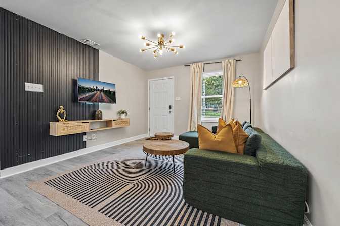 Alcove Rooms's room