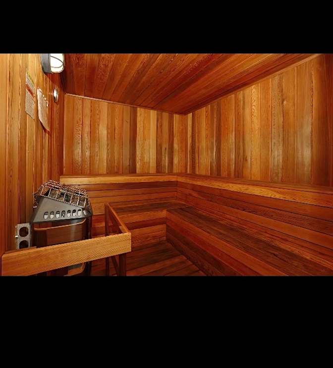 Daniel Dines's room