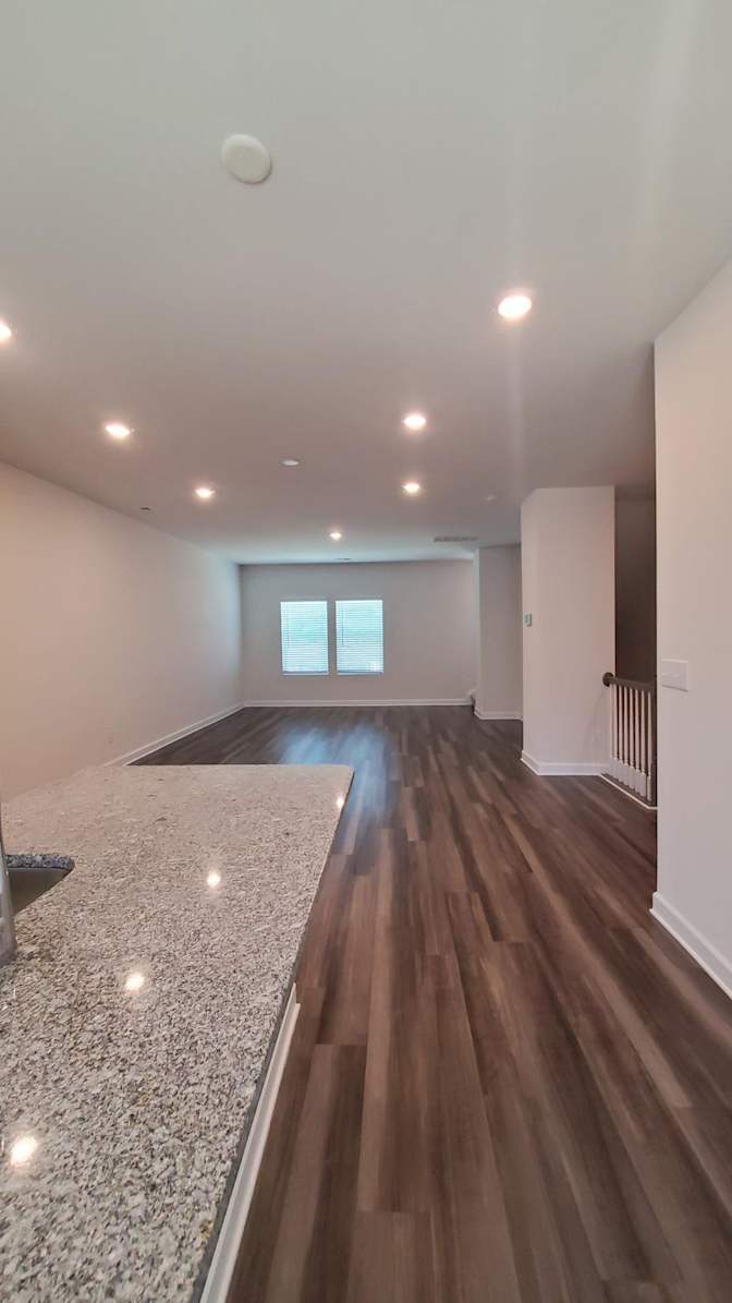 Alcove Rooms's room