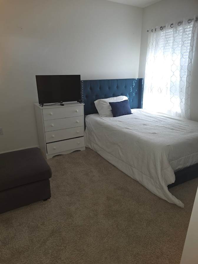 Yariel's room