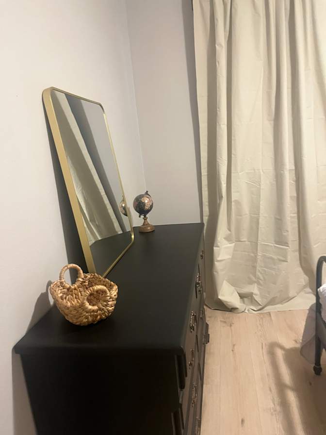 DJVandG's room